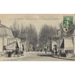 84 AVIGNON. Buvette de la Gare et Entrée rue de la République 1916