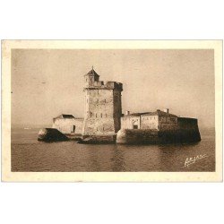 carte postale ancienne 17 LE CHAPUS. Le Fort 1946