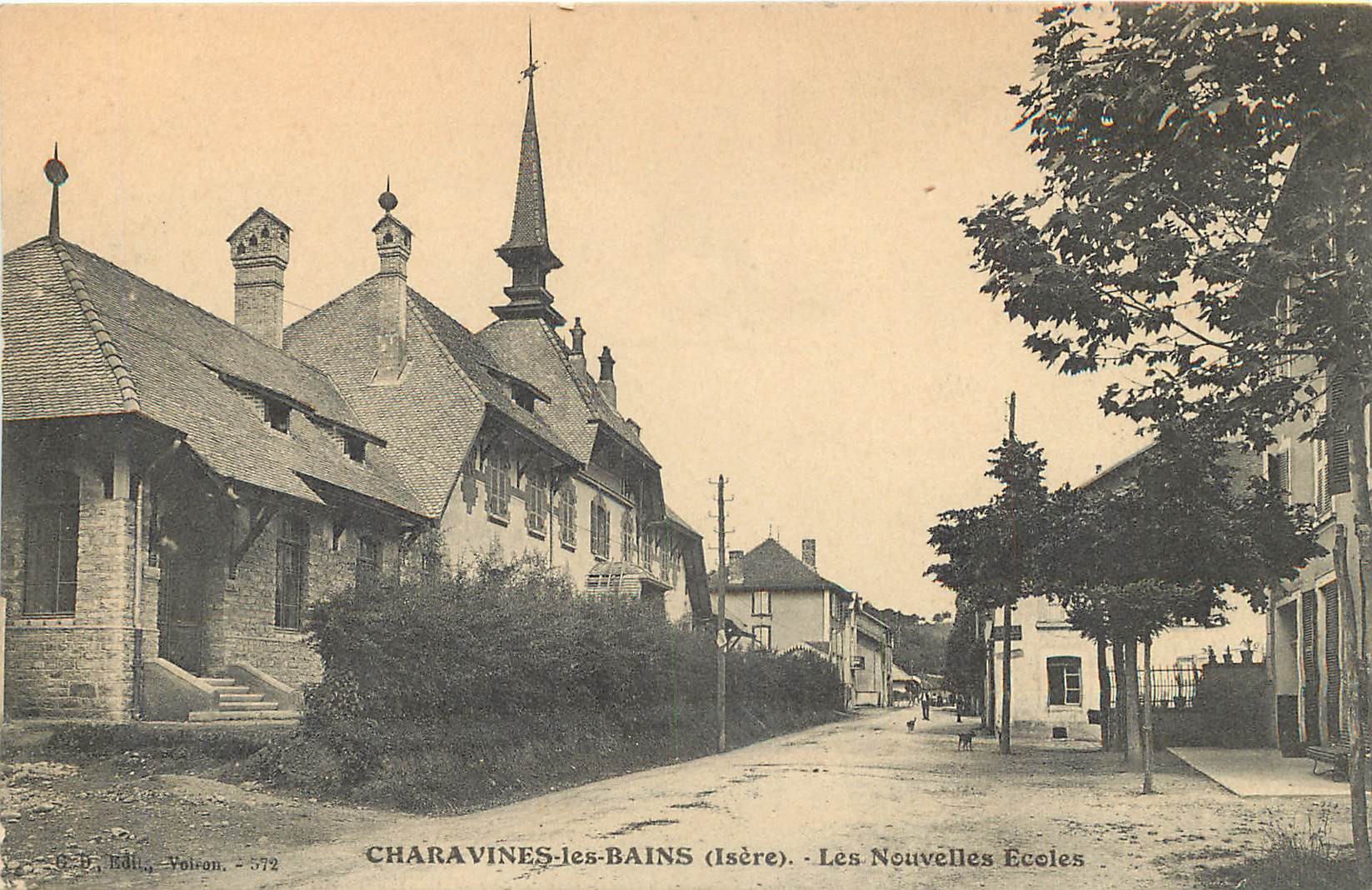 38 CHAVARINES-LES-BAINS. Les Nouvelles Ecoles