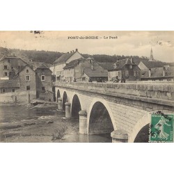 25 PONT-DE-ROIDE. Animation sur le Pont 1913