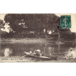 95 BEZONS. Le Passeur en barque et pêcheurs sur les Rives de la Seine 1910