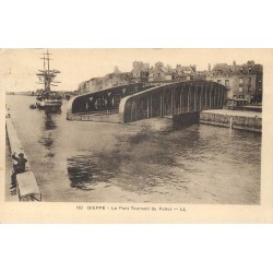 76 DIEPPE. Le Pont Tournant du Pollet et Morutier 1935