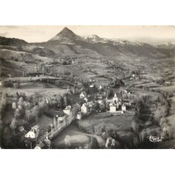 15 SAINT-JACQUES-DES-BLATS. Le Village et Griou 1951
