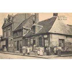 02 CHAUNY. Cordonnier Michaut Rue de Noyon et Boucherie 1904