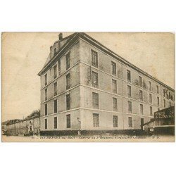 carte postale ancienne 17 ROCHEFORT-SUR-MER. Caserne Infanterie Coloniale. Café de l'Avenir