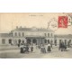 51 EPERNAY. La Gare 1908 avec Porteur de bagages et attelages