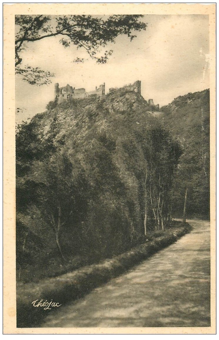 carte postale ancienne 03 CHOUVIGNY. Château Rocher Gorges de la Sioule