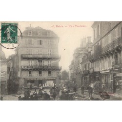 19 BRIVE. Draperie Brugière rue Toulzac 1910 et son petit Marché