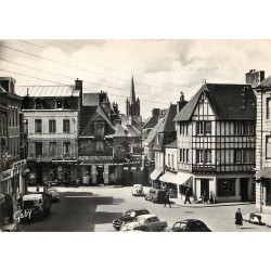 22 PAIMPOL. Place du Martray 1960