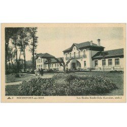 carte postale ancienne 17 ROCHEFORT-SUR-MER. Les Ecoles Emile-Zola