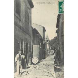 13 VIEUX SALON. Un Cantonnier rue Pigeonnier 1910