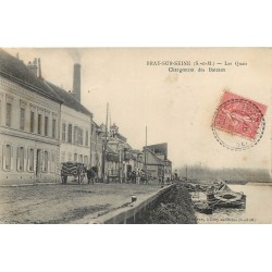 77 BRAY-SUR-SEINE. Les Quais, chargement des Bateaux et Péniches 1907