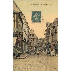 27 BERNAY. Rue des Charrettes 1907. Rare superbe carte toilée