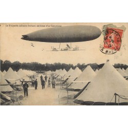 Avion et Aviateur. Le Dirigeable militaire au-dessus d'un Campement 1914