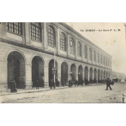 30 NIMES. La Gare P.L.M tampon militaire 1914