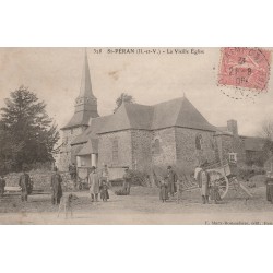 35 SAINT-PERAN. La Vieille Eglise 1906 belle animation