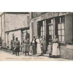 95 ENFER. Poilus devant le Café Geslin route de Meulan 1917