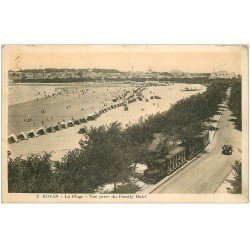 carte postale ancienne 17 ROYAN. La Plage prise du Family Hôtel et Train Tramway 1927