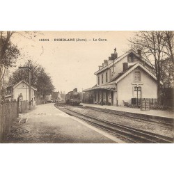 39 DOMBLANS. La Gare avec Train 1942