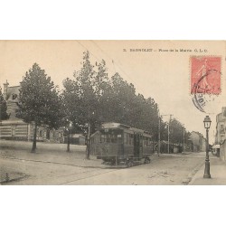 93 BAGNOLET. Tramway électrique Place de la Mairie vers 1908...