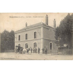 41 MONDOUBLEAU. Attelage Fiacre Carosse devant la Gare 1904