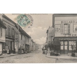 78 BONNIERES-SUR-SEINE. Café du Commerce "Berry" sur Grande Rue 1906