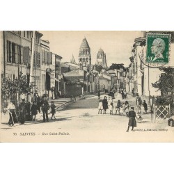 17 SAINTES. Passage à niveau du chemin de fer Rue Saint-Pallais 1924