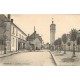 78 FRENEUSE. Attelage vers la Boulangerie sur la Place et l'Horloge