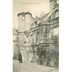 Promotion 2 cpa 14 CAEN. Ancien Hôtel des Monnaies Bassin à flot Quai Vendreuve