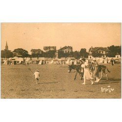 carte postale ancienne 17 SAINT-GEORGES-DE-DIDONNE. Promenade à dos d'Ane sur la Plage 1934