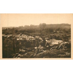 56 ROCHEFORT-EN-TERRE. Le Vieux Bourg