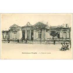 carte postale ancienne 17 SAINT-JEAN-D'ANGELY. Le Palais de Justice 1905
