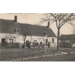 58 GERMIGNY-SUR-LOIRE. Le Bureau de Tabac bien animé 1915