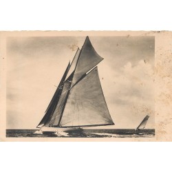 LA PÊCHE. Grands voiliers de Pêcheurs sûrement des Morutiers