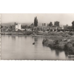 2 photos Cpsm petit format 03 VICHY. Stade nautique de Bellerive