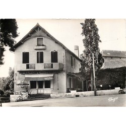 46 LACAPELLE-MARIVAL. Hôtel de la Terrasse