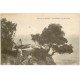 carte postale ancienne 17 VALLIERES. La Fabrication de chaises sur la Falaise 1924