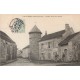 95 LE PLESSIS-LUZARCHES. Vieille Tour avec personnages 1906