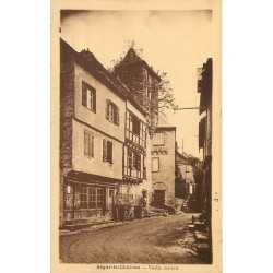 19 SEGUR-LE-CHÂTEAU. Vieille maison