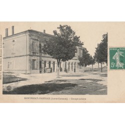 47 MONTPEZAT D'AGENAIS. Groupe scolaire avec écoliers 1909