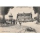 60 Ferme du Château de RARAY bien animée 1917