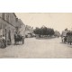 37 MAZIERES. Attelage Place Gambetta et rue Chanzy belle animation 1918