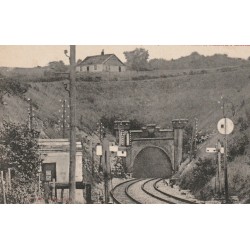 78 BONNIERES-SUR-SEINE. Entrée du Tunnel à Rolleboise