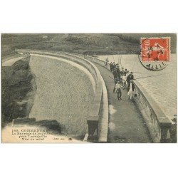 carte postale ancienne 03 COMMENTRY. Pêcheurs sur le Barrage 1914