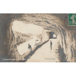 07 TUNNELS ROUTE DE RUOMS avec personnages. Carte bromure Artige 1911