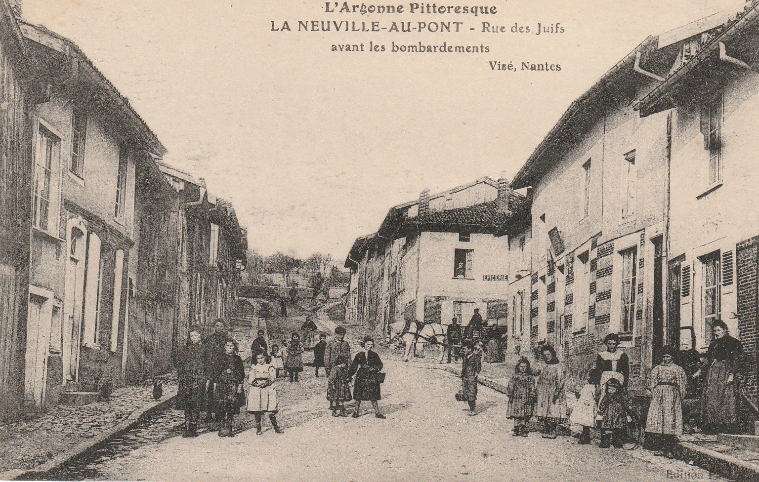 51 LA NEUVILLE AU PONT. Rue des Juifs 1918 Epicerie et Tabac
