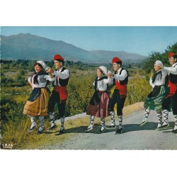 2 Photos cpsm grand format 66 GRUP DELS AMICS DEL CANT Ille sur Têt Espanyolet et Sardana
