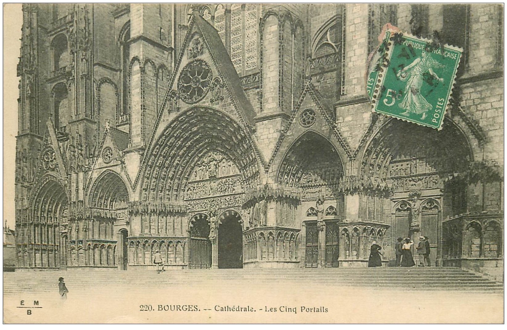 carte postale ancienne 18 BOURGES. La Cathédrale les Cinq Portails 1913