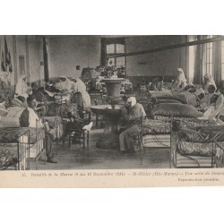 52 SAINT DIZIER. Une Salle des Blessés bataille de 1914