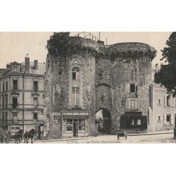 53 LAVAL. Attelage Porte Beucheresse 1915 Boulangerie et Plâtrier